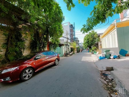 Bán nhà Đường Lê Đình Cẩn, Quận Bình Tân diện tích 140m2, giá bán 7.2 tỷ