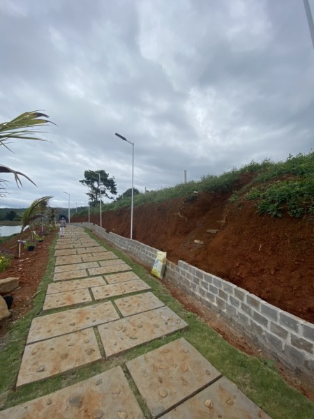 Kẹt tiền cần bán ngay lô đất Lâm Hà-Lâm Đồng giá bán chỉ 600 triệu, lh 0392505792