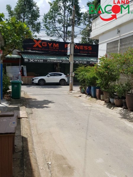 Bán căn nhà 1T2L Gần Chợ Bửu Long, đường oto thiết kế đẹp , vị trí thuận tiện.