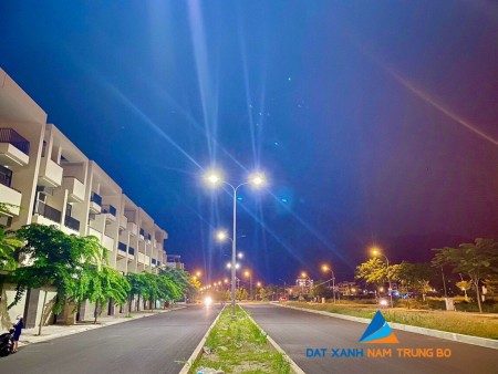 Mở bán Nhà Phố Thương Mại gần biển ngay trung tâm thành phố, hỗ trợ vay