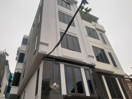 Đất lộc cực phát đúng một bước chân ra mặt phố dt 45m, 4 tầng, giá tròn 3 tỷ