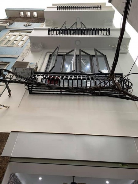 Lô góc ngõ nông đầy đủ công năng, cho thuê phòng giá cao, giá bán 3.2 tỷ, lhcc
