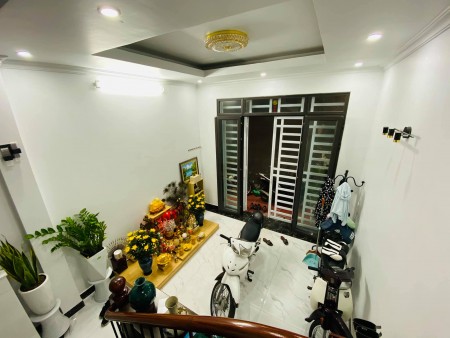 Hoàng Mai- Đền Lừ nhà đẹp chủ tự thiết kế, gần đường ô tô, ngõ nông dt 47m2 nhỉnh 4 tỷ