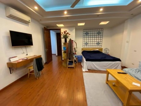 Bán nhà nguyên căn tại Long Biên pháp lí chính chủ, liên hệ 0356679796