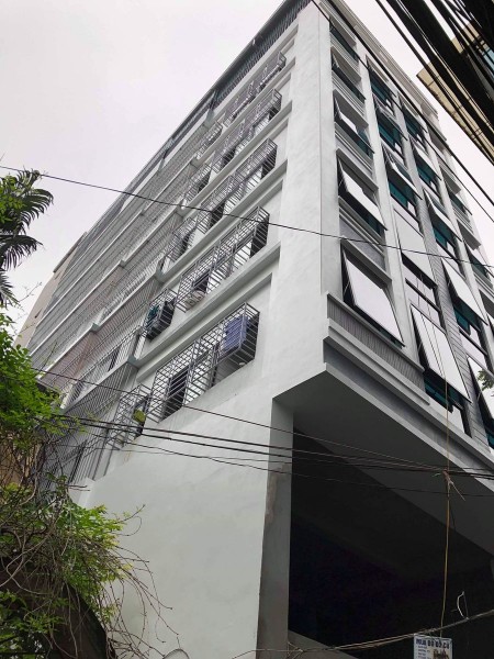 Bán toà chung cư minh 185 Chùa Láng, dt 100m2, 8 tầng tháng máy, mt 7.3m ô tô qua