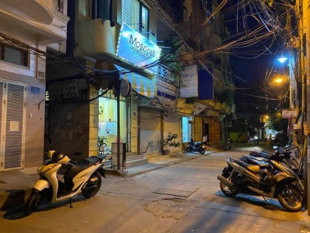 Bán nhà 36m2 chùa Bộc giá 4.7 tỷ, mt 4.5m, 3 pn, 2 mặt thoáng, an sinh đỉnh, 15 ô tô tránh