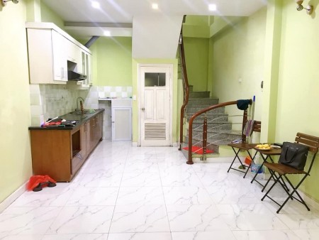 Bán Nhà Bà Hạt, phường 8, Quận 10, 4 Tầng, giá bán nhanh 2 tỷ, sổ đỏ riêng