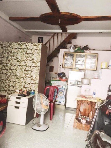 Bán gấp nhà chính chủ Nguyễn Trọng Tuyển, 20m2 (3.3x6), Hợp Để Ở, giá bán 2.5 tỷ