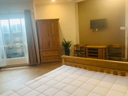 Chính chủ cho thuê căn hộ dịch vụ đầy đủ nội thất ở trung tâm quận Tân Bình, free phí quản lý