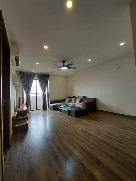 Chủ nhà cắt lỗ CH tòa B Lạc Hồng Westlake, 2 ngủ, 76.6m2, full nội thất. Giá liên hệ: 0973781843 Ánh.