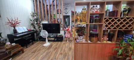 Bán nhà nguyên căn giữa lòng phố cổ Hà Đông, dt 40m2, phong cách thượng Lưu, giá 4.58 tỷ