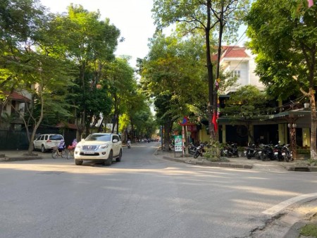 Bán nhà khu đô thị Định Công dt 92m 4 tầng mặt tiền 5m giá 15 tỷ Kinh Doanh ô tô