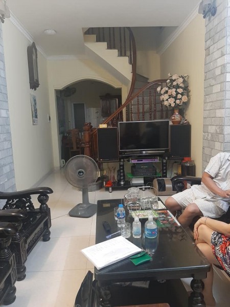 Định Công ngõ thông thẳng tấp, dt khủng 50m ra phố, 3 mặt thoáng, tương lai đường 7m