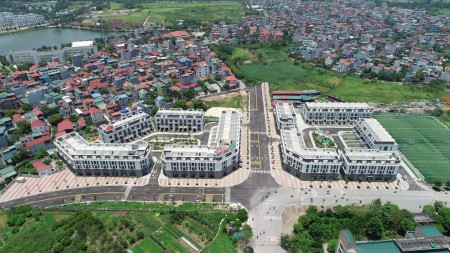 Đi đến slide 4