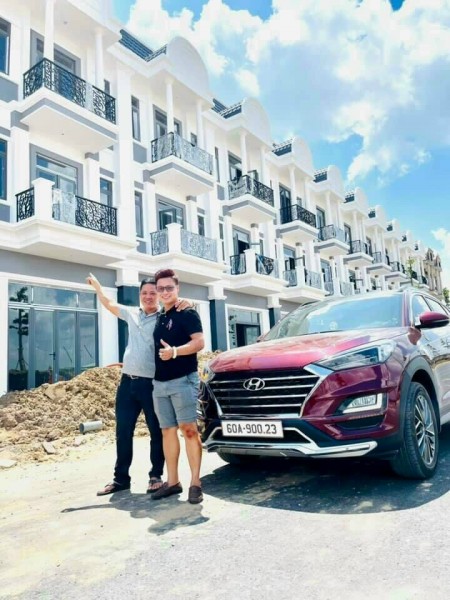 Bán nhà mặt phố Shophouse 120m2, 1 trệt 3 lầu tại Mặt Tiền ĐT769 - Bình Sơn