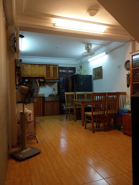 Cần bán nhà phố Hoàng Hoa Thám, dt 54m2, 5 tầng, mt 4m, giá 4.5 tỷ