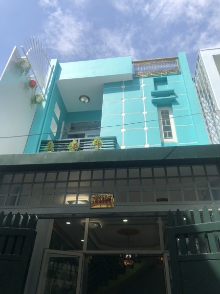 Nhà Đẹp Bán Nhanh Gía Rẻ diện tích 4mx18m, 2 tầng, giá bán 5,4 Tỷ, lh 0389347171