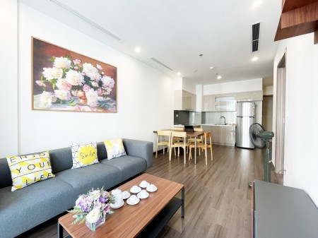 Cần cho thuê CH cao cấp tòa S2 Vinhomes Symphony. 2PN hướng ĐN đủ đồ đẹp. LH: 0979220466
