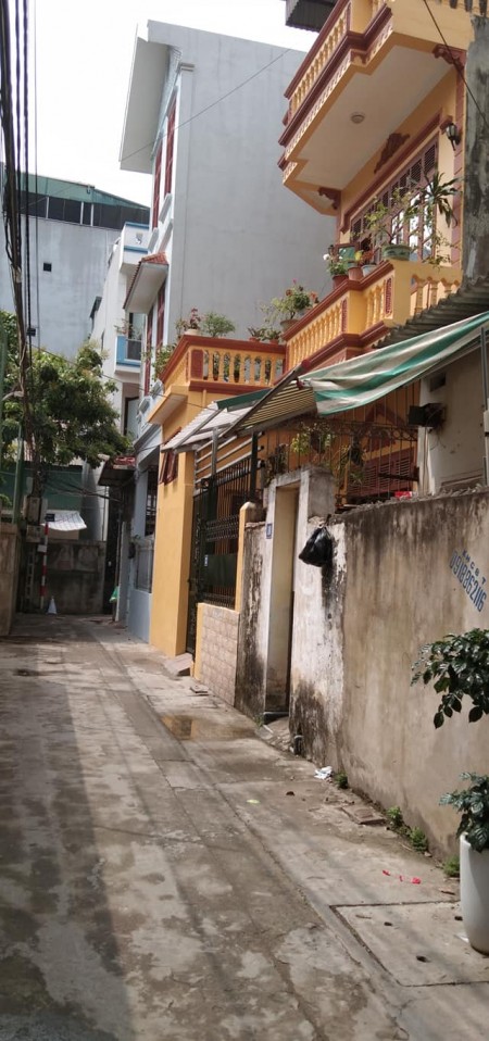 Đất vàng sông Kim Giang 48m2, mt 5m ô tô vào nhà, giá chỉ 2tỷ7, 0378292262