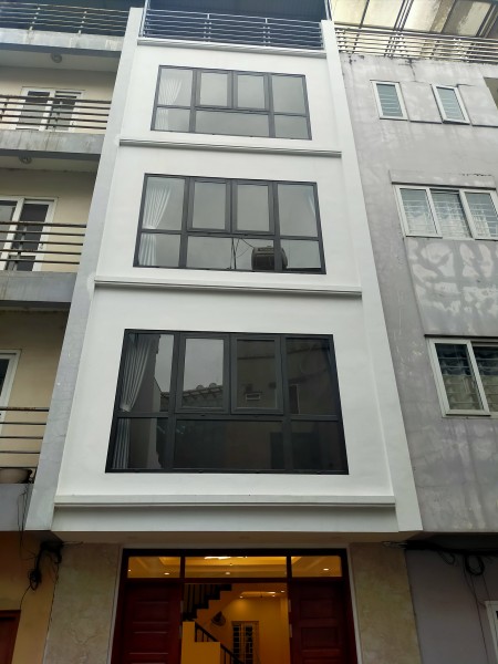 Cần bán nhà ngõ 44 trần thái tông diện tích 33m2, 5 tầng đường Dịch Vọng Cầu Giấy