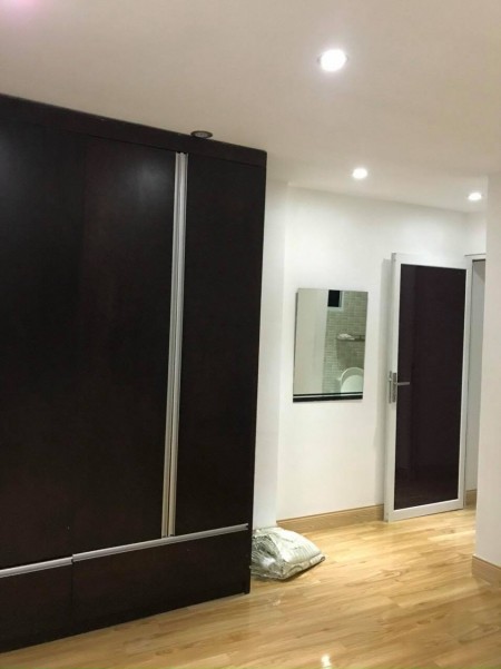 Nhà nguyên căn mới đường Duy Tân, Phú Nhuận dt 22m2, giá bán 2.2 tỷ, 2 tầng đúc