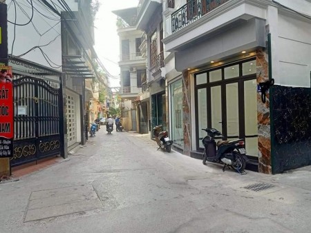 Lô Góc Ô Tô Tránh Hai Mặt Ngõ 50m 4 tầng đúc gần chợ nhỉnh 6 tỷ