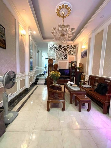 Bán nhà Quan Nhân, Thanh Xuân, vô vàn tiện ích, dt 45m2m, mt 5m, giá nhỉnh 6 tỷ