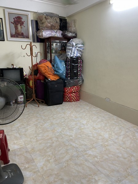 Cần bán nhà Lê Duẩn thông sang ngõ Khâm Thiên đường to thoáng dt 23m2 giá 2,9 tỷ