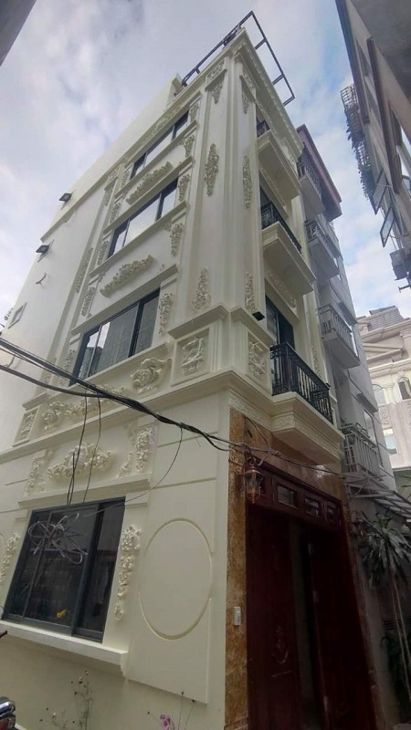 Bán nhà phố Trạm, Aeon diện tích 45m2, 4.5 tầng, mặt tiền 4m, giá 2.7 tỷ.