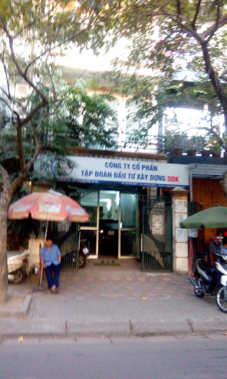 Bán nhà 100m2 liên kề Trung Yên Trung Hòa Cầu Giấy kinh doanh vỉa hè 15 tỷ.
