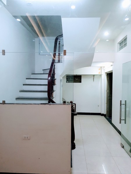 Bán nhà Thanh Lãm, Hà Đông 38m2, 4T, ô tô, lô góc, KD, giá chỉ 4 tỷ.