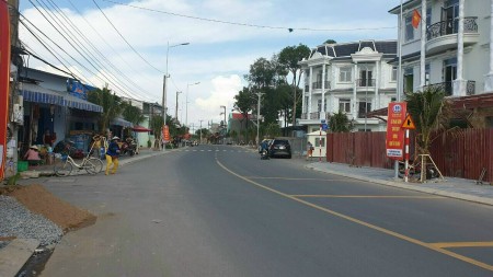Bán Nhà Phố Mặt Tiền Đường Nguyễn Thị Khắp Tân Đông Hiệp, Tp. Dĩ An