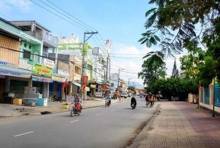 Cần bán gấp lô đất phố Bà Triệu siêu đẹp đất vuông nở hậu, dt 48m2, giá 3.2 tỷ