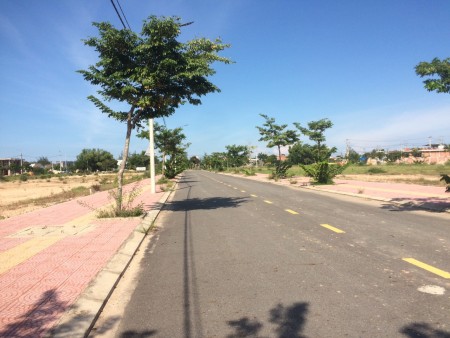 Đất Chính chủ muốn bán nhanh ở KPC Lai Nghi lô góc 2 mặt tiền, liên hệ 0703705069