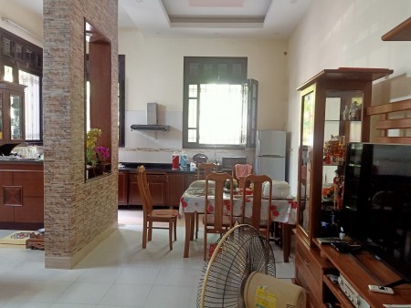 Biệt Thự Sân Vườn Tây Hồ 3 Thoáng diện tích sử dụng 112m2 3 Tầng giá 7 tỷ