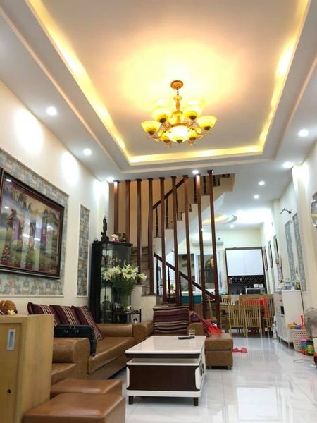 Bán nà nguyên căn 65m2, phố Vọng, Hai Bà Trưng, ô tô kinh doanh văn phòng, giá 5.4Tỷ.