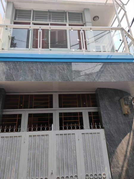 Bán nhà nguyên căn đường Bùi Đình Tuý, dt 33m2, ngang 4.2m, giá bán 3.5 tỷ