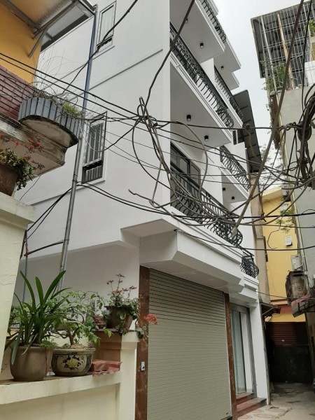 Nhà đẹp như tranh diện tích 45m2, 5 tầng đúc đường Minh Khai chỉ 2.8 tỷ