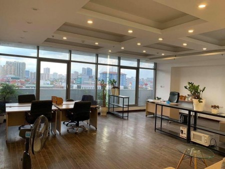 Chính chủ cho thuê văn phòng 100m2 tại Hoàng Cầu chỉ 14 triệu/tháng, tiện ích đủ