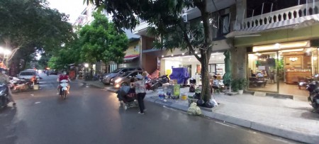 Bán nhà Lê Qoang Đạo,Mỹ Đình, 7 tầng thang máy, vỉa hè 6m, kinh doanh các kiểu, giá 11 tỷ