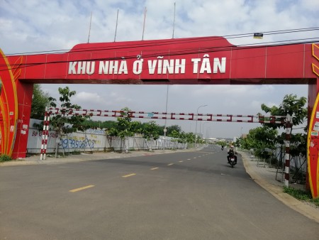 Bán ô đất siêu đẹp, giá đầu tư ngay mt DT 742, liền kề khu tái định cư, dt 108m2, mt 15m, giá chỉ 13.5 triệu/m2