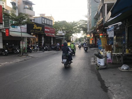 Cho Thuê nhà mặt tiền Bắc Hải, diện tích sử dụng 7x23, 3 tầng sân thượng, giá 55tr/th