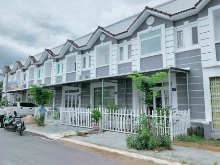 Nhà phố mặt tiền giá rẻ Trà Vinh kết cấu 1 trệt, 1 lầu, thanh toán 6 đợt theo tiến độ xây dựng