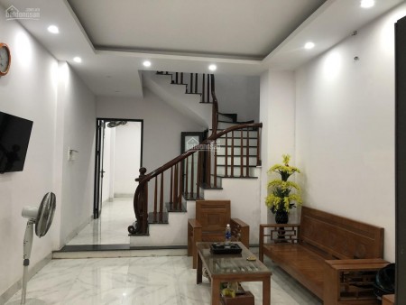 Bán nhà phố Quang Trung diện tích 40m2, giá dưới 3 tỷ, khu sầm uất, kinh doanh nhiều