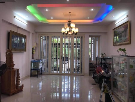 Bán Nhà Hẻm Xe ô tô Nguyễn Thượng Hiền phường 5 Bình Thạnh, giá rẻ, không lộ giới