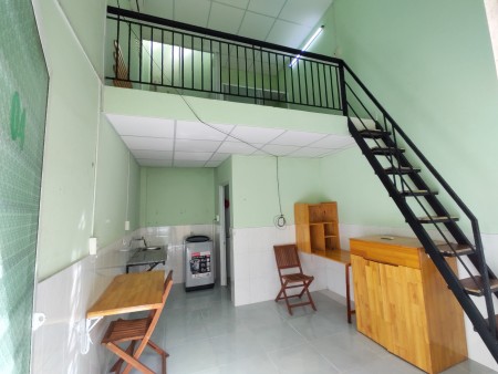 Còn 3 phòng trọ có gác, có sẳn nội thất hẻm ô tô ra vào ngay trung Ninh Kiều