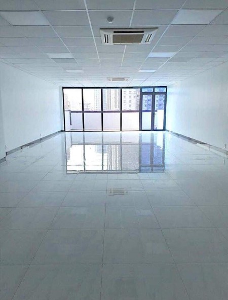 Cho Thuê Nhà Núi Thành, Quận Tân Bình, diện tích sử dụng: 9x17, đúc 3 lầu