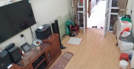 Chỉ 2,5 tỷ có nhà ở ngay tại phố bùi xương trạch 5 tầng t1 28m từ t2 đua 32 m