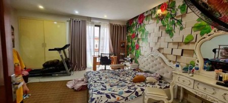 Bán Nhà Tản Đà, Nguyễn Trãi 40m2, Phân Lô, MT Rộng, Gần Ô Tô, Ngõ Thông Nông Giá 4.6 Tỷ