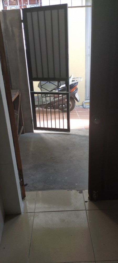 Chính chủ cho thuê nhà tại ngõ 281 Trần Khát Chân, Hai Bà Trưng, DT 40m2 Giá 3.5 triệu/tháng LH 0984877858